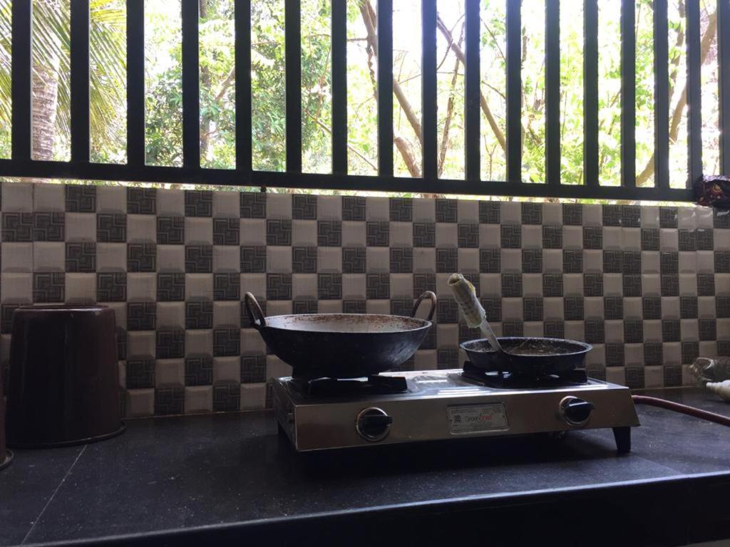 Sunshine Service Villa Kannur Bagian luar foto